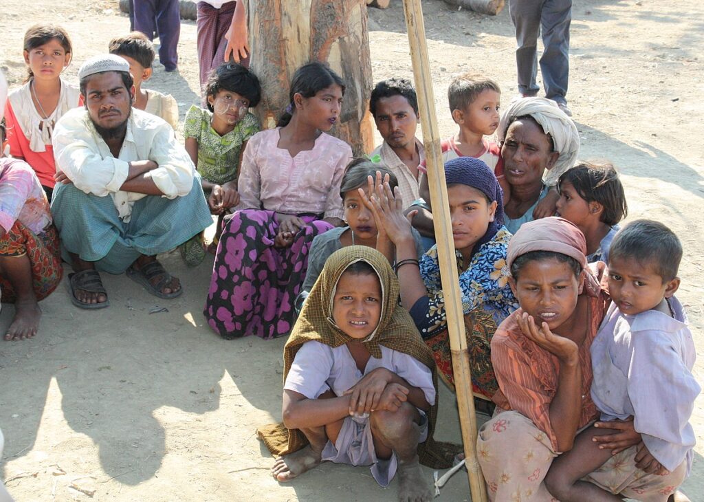 Image depicting Rohingya displaced persons in Rakhine state